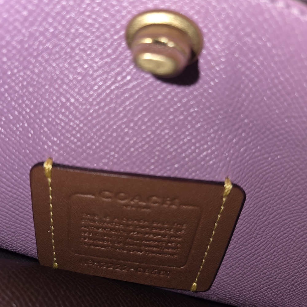 Coach Willow Tote 24 with Pebbled Leather in Deep Berry - Picture 6 of 10
